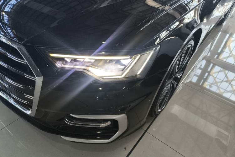 Used Audi A6L 2023 40 TFSI Luxury Dynamic Model
