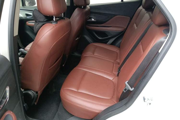 Used Buick Encore 2015 1.4T Automatic Two-Wheel Drive Urban Elite Version