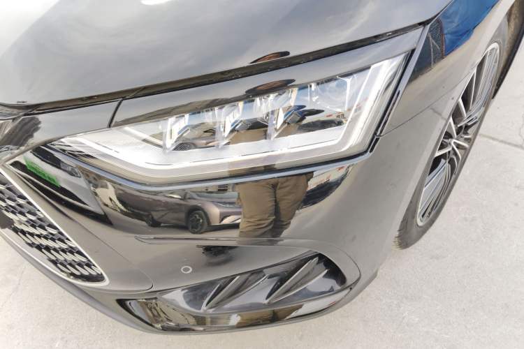 Used BYD Han 2024 DM-i Glory Edition 121KM Premium Model
