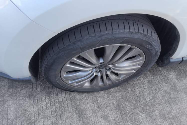 Used Toyota Harrier 2022 2.0L CVT Two-Wheel Drive Deluxe Edition