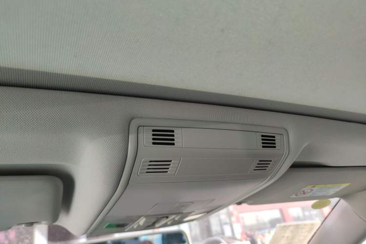 Used Volkswagen Sagitar 2025 Facelift 200TSI DSG Flyover Edition