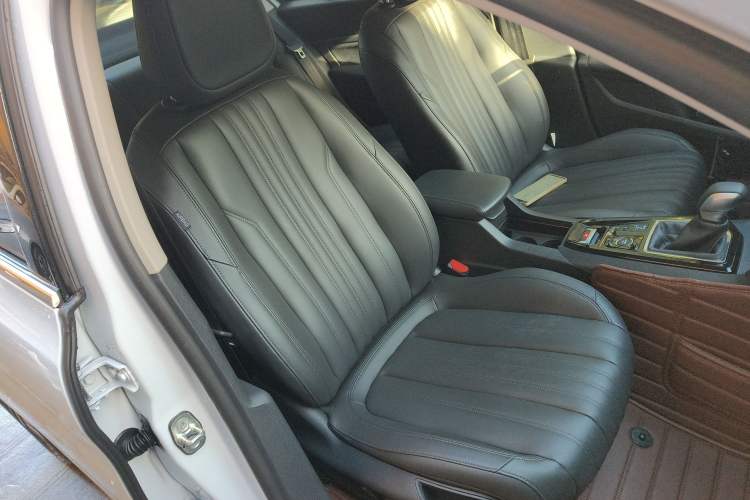 Used Peugeot 408 2024 360THP "Da Da" Model – Latou Edition
