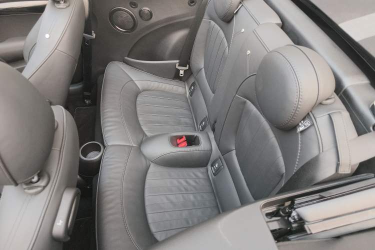 Used  MINI 2022 2.0T COOPER S CABRIO Artist