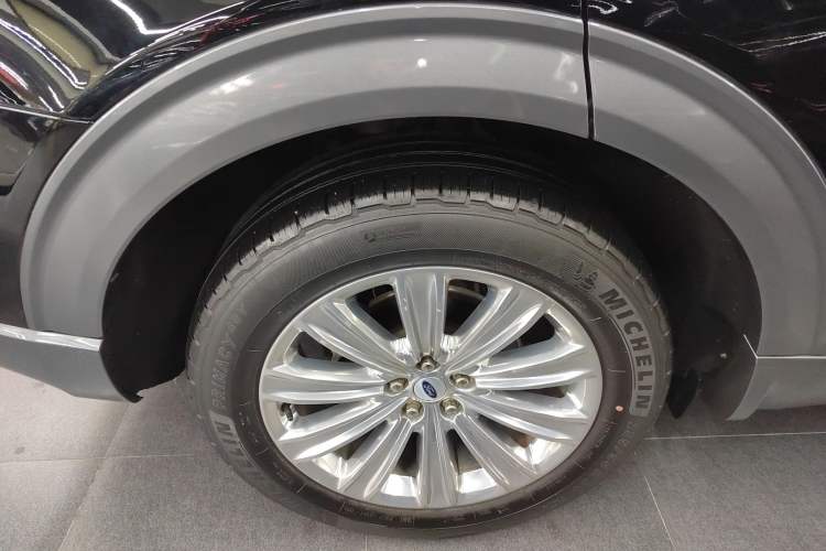 Used Ford Explorer 2020 EcoBoost 285 4x4 Titanium Edition 6 Seats