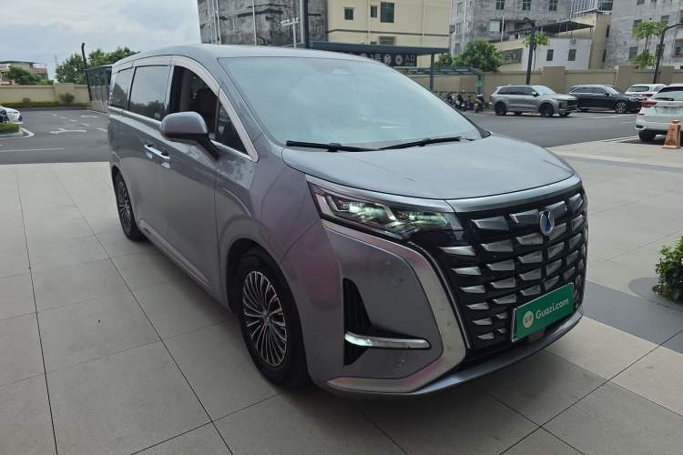 Used Denza D9 2022 DM-i 970 Four-Wheel Drive Flagship Model
