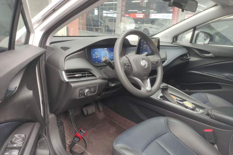 Used Buick Velite 6 2024 450km Range Commuter Version
