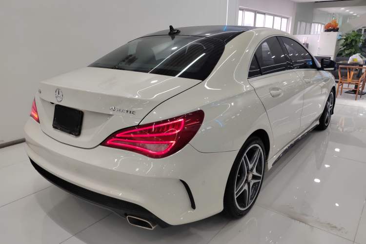 Used Mercedes-Benz CLA 2015 CLA 220 4MATIC
