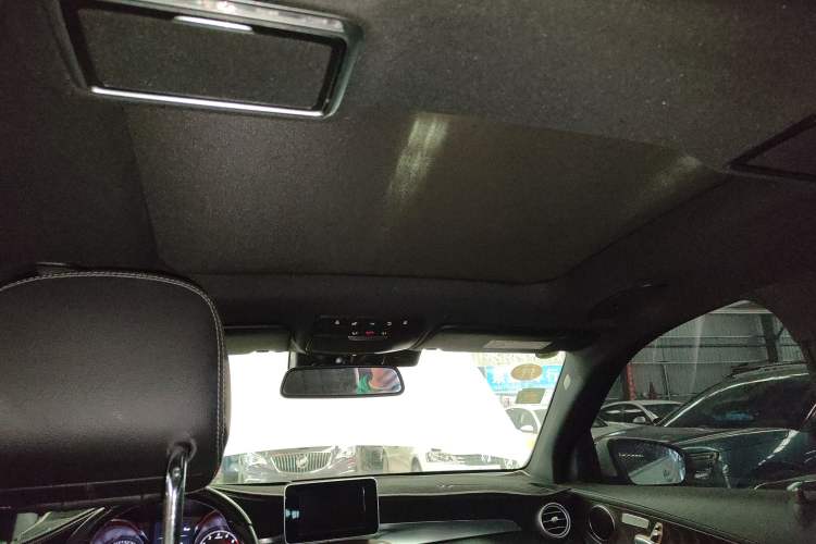 Used Mercedes-Benz GLC 2019 GLC 300 L 4MATIC Dynamic Model
