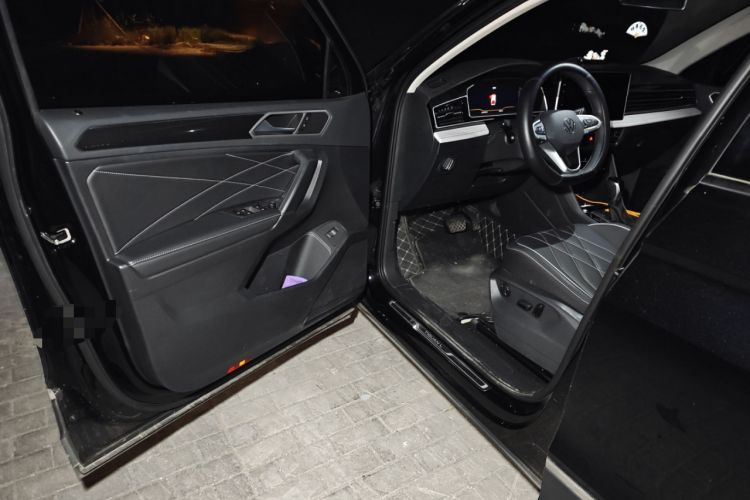 Used Volkswagen Tiguan L 
