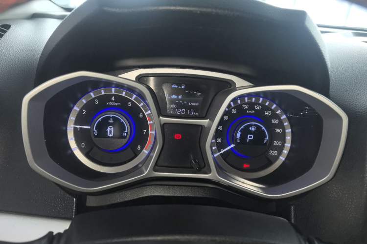 Used  Refine S3 2016 1.5L CVT Luxury Smart Version