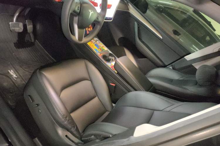 Used Tesla Model Y 2022 Rear-Wheel-Drive Version