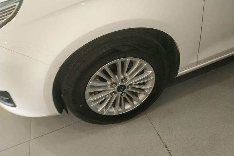 Used Ford Escort 2017 Revised Version 1.5L Manual Comfort Edition
