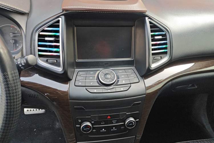 Used HYOSOW S6 2017 1.5T CVT Enjoy Edition
