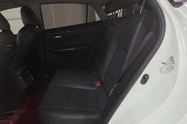 Used Toyota Venza 2022 Dual-Engine 2.5L CVT Two-Wheel Drive Luxury Edition
