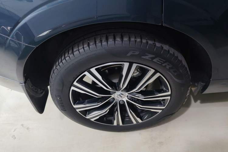 Used Volvo XC60 2022 B5 4x4 Smart Luxury Edition
