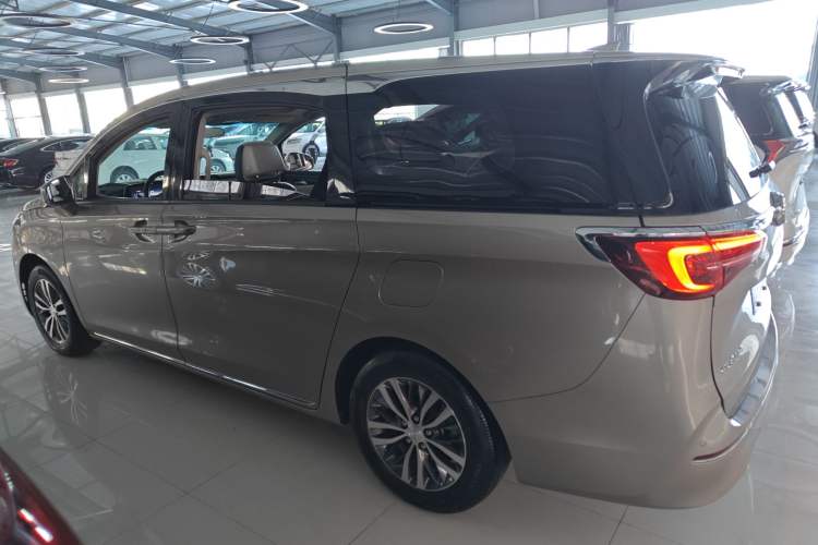 Used Buick GL8 2023 ES Lu Zun Comfort Model
