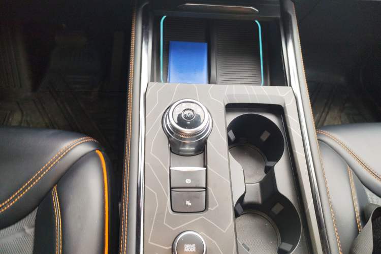 Used Ford Explorer 2024 2.3T EcoBoost Kunlun Peak Edition 7-Seater
