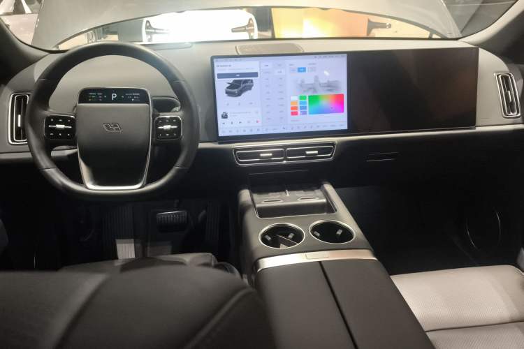 Used Li Auto L8 2024 Ultra Model