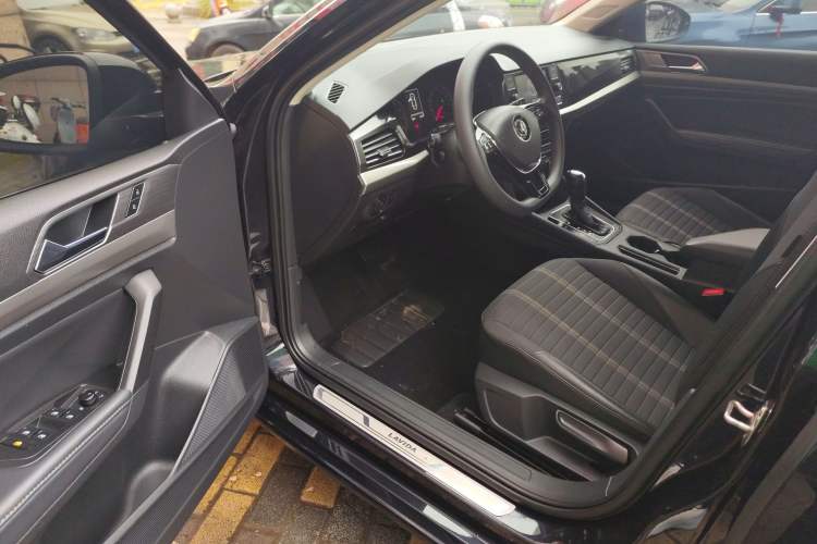 Used Volkswagen Lavida 2019 280TSI DSG Comfort Edition China VI standard
