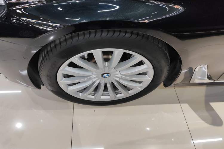 Used BMW 7 Series 2018 730Li Leading Model Excellence Package
