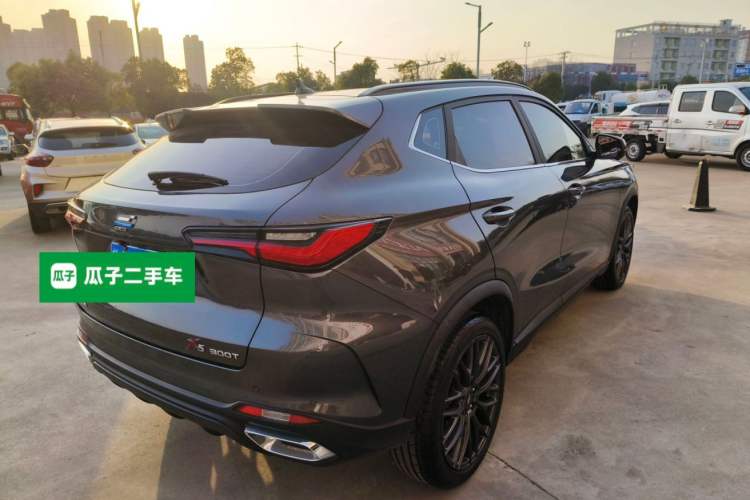 Used Oshan X5 2021 1.5T DCT Flagship Edition
