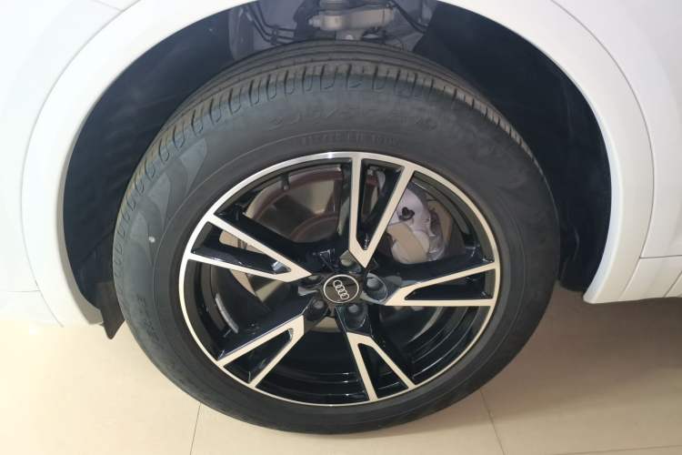 Used Audi Q5L 2022 40T Fashionable and Dynamic Model