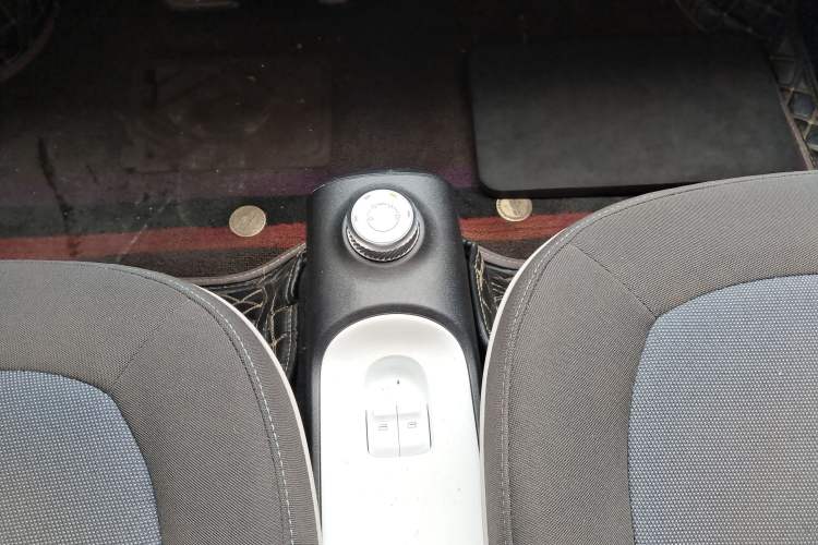 Used Wuling Hongguang MINIEV 2022 GAMEBOY 300km Play Edition Lithium Iron Phosphate
