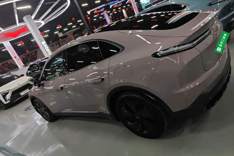 Used ONVO L60 2024 60 kWh All-Wheel Drive