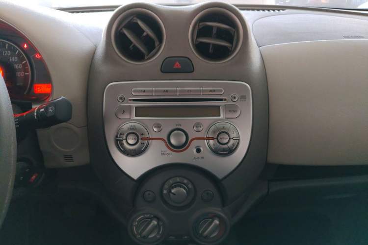 Used Nissan March 2010 1.5L Automatic Easy-Style Version
