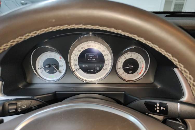 Used Mercedes-Benz GLK-Class 2013 Facelift GLK 300 4MATIC Fashion Edition
