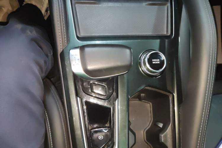 Used Geely Auto Monjaro L 2021 2.0TD DCT EVO Two-Wheel Drive Smart Luxury Version