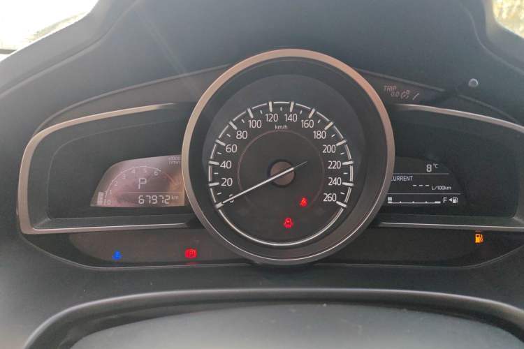 Used Mazda Mazda 3 Axela 2017 Sedan 1.5L Automatic Luxury Model Emission Standard China V
