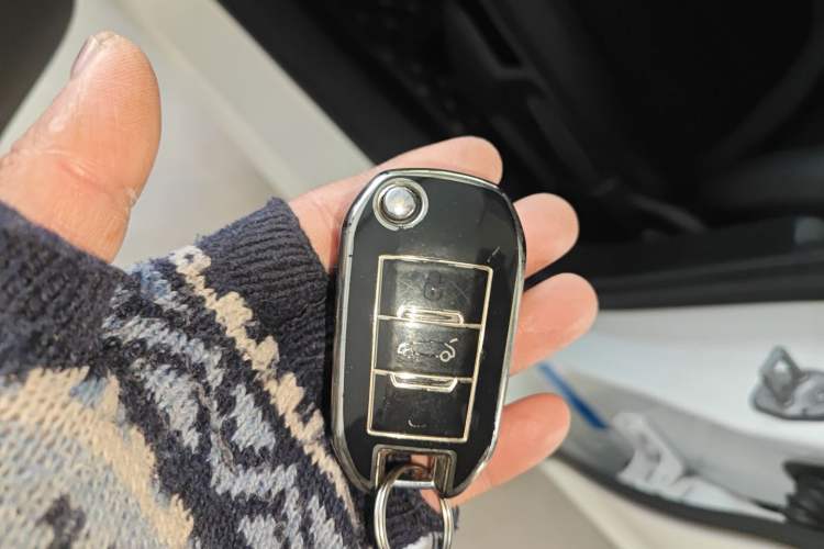 Used Peugeot 408 2014 1.8L Automatic Luxury Edition
