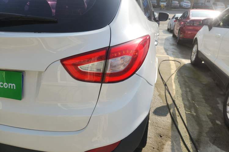 Used Hyundai ix35 2013 2.0L Automatic Two-Wheel Drive Smart GLS China V Standard
