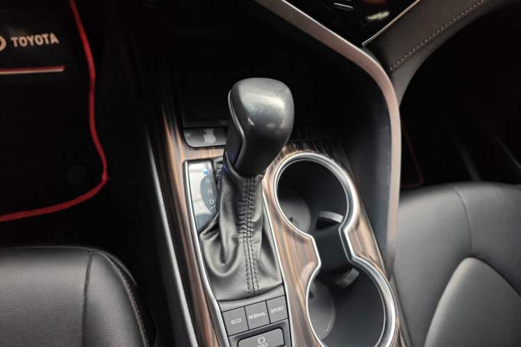 Used Toyota Camry 2019 2.5G Luxury Edition China VI Standard