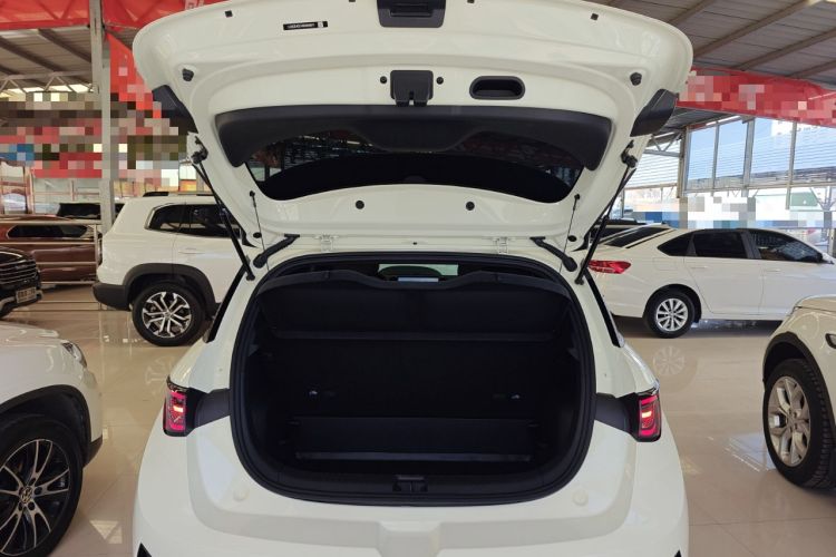 Used BYD Dolphin 2025 Smart Drive Version 420 km Freedom Edition