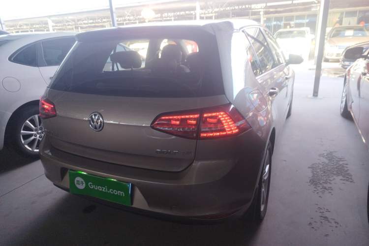 Used Volkswagen Golf 2015 1.2TSI Automatic Comfort Model
