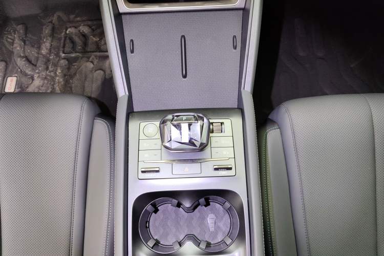 Used BYD Qin L 2024 DM-i 80KM Leading Model
