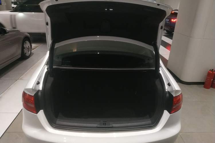 Used Audi A4L 2015 35 TFSI Automatic Standard Model
