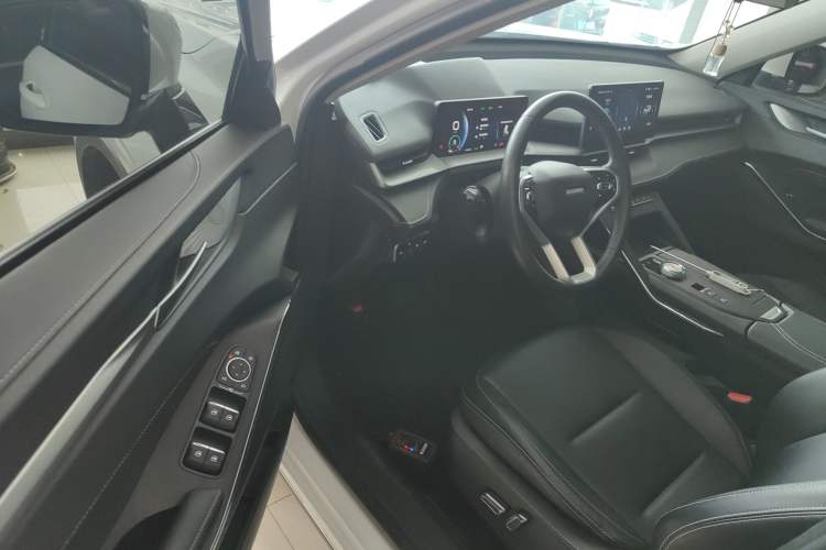 Used Haval H6 New Energy 2023 DHT-PHEV 110KM Enjoyment Edition

