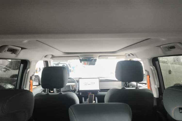 Used Jetour Traveler 2023 2.0T All-Wheel-Drive CrossPRO
