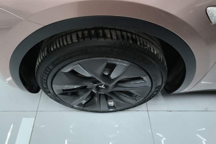 Used Tesla Model Y 2022 Rear-Wheel-Drive Version