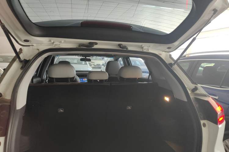 Used Geely Auto Emgrand X7 Sport 2022 1.8TD DCT Zhiya Trim