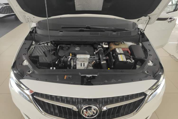 Used Buick GL6 2018 18T 6-Seater Elite Model