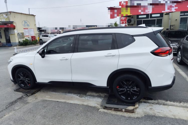 Used Chevrolet Orlando 2020 Light Hybrid Redline 530T Automatic Enjoyment Edition (5+2 Models)
