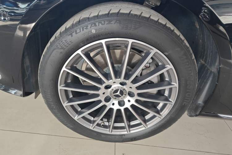 Used Mercedes-Benz E-Class 2021 Facelift E 260 L
