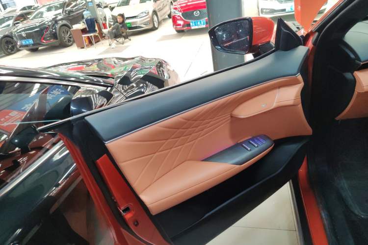 Used  S07 2024 215Max Qiankun Intelligent Driving ADS SE Range-Extended Version
