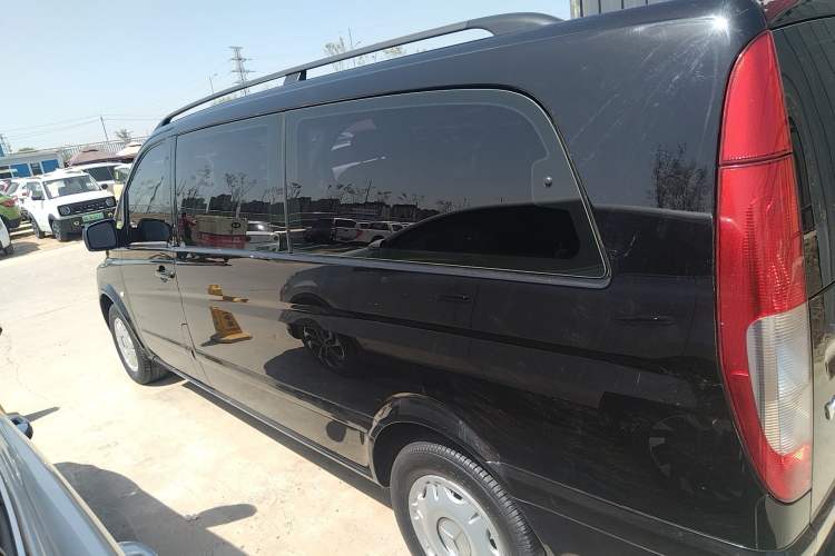 Used Mercedes-Benz Vito 2013 3.0L Elite Edition