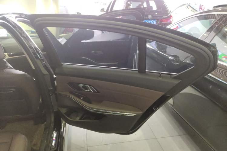 Used BMW 3 Series 2021 Facelifted 320Li M Sport Package
