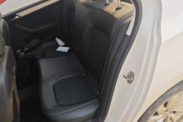 Used Skoda Rapid 2019 1.5L Automatic Comfort Edition China VI Standard